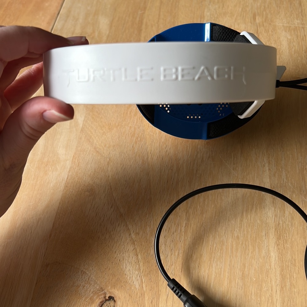 Turtle Beach Headset - Picture 5 of 5